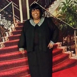 Meet your Posher, Joynella